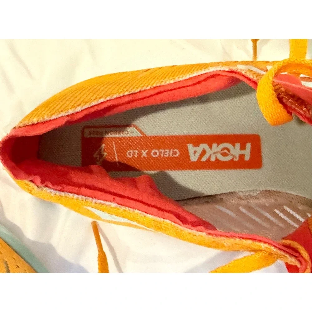 Hoka One One hoka one